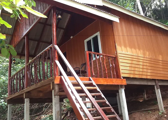 Jungle Hill Beach Bungalow Koh Jum