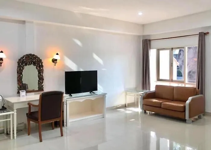 Lopburi Inn Hotel