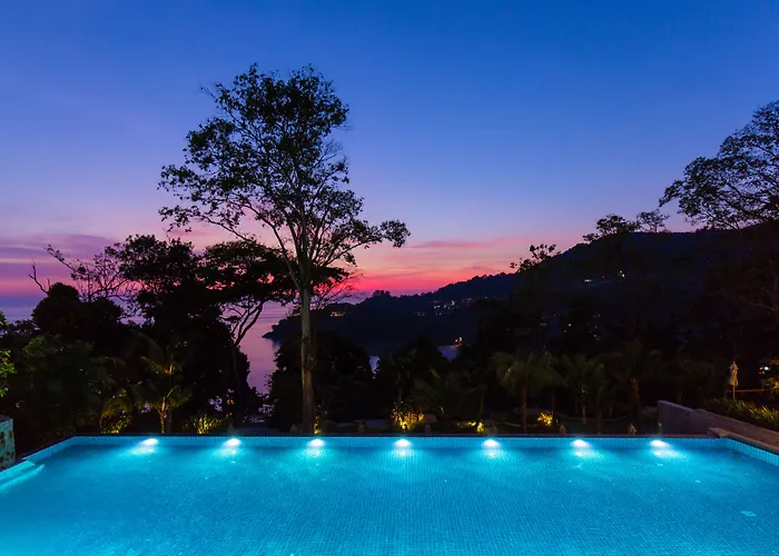 Hotel Wyndham Grand Phuket Kalim Bay Strand Kamala