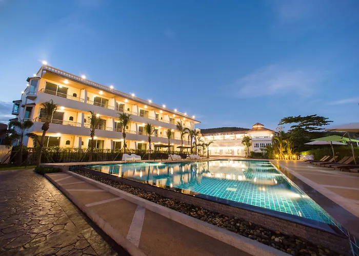 Villa Blanca Hotel & Restaurant Chao Lao Beach