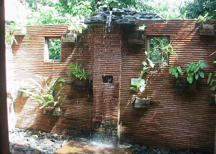 Art'S Riverview Lodge