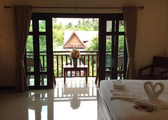 Oh Amphawa Boutique Resort
