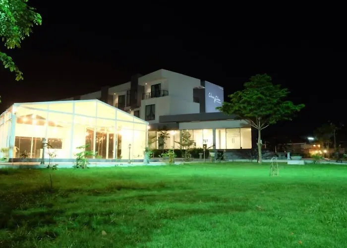 Hotel Chuan Chom The High Resort Saraburi