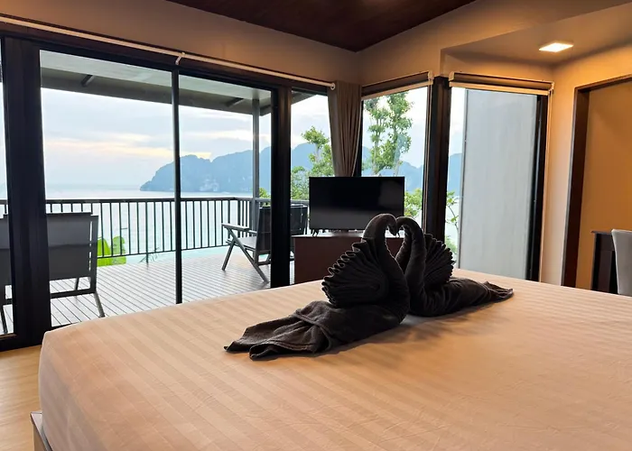 Hip Seaview Resort @ Phi Phi