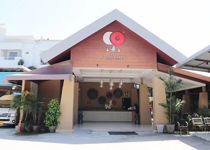 Naiyang Beach Hotel Sha Plus Nai Yang