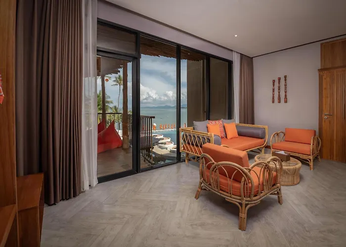 79 Beach Club&Resort Samui