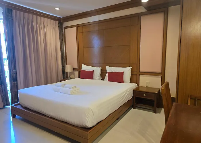 Mike Beach Resort Pattaya