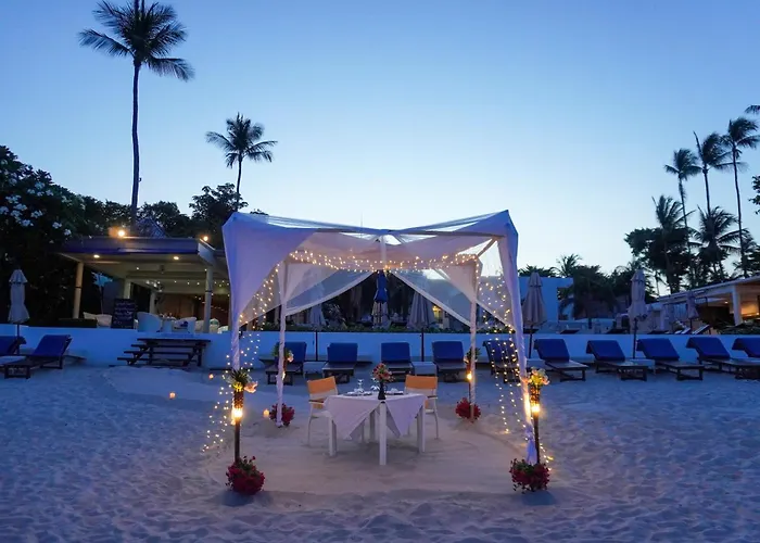 Kc Beach Club & Pool Villas