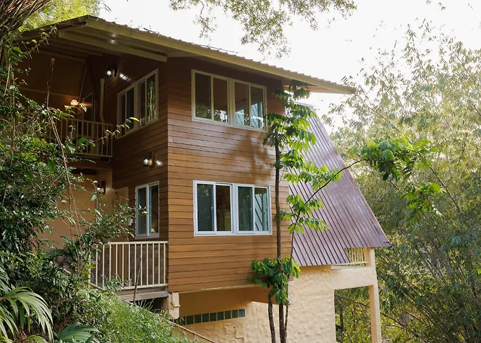Baandin Chiewlarn Hotel Ban Tha Khun