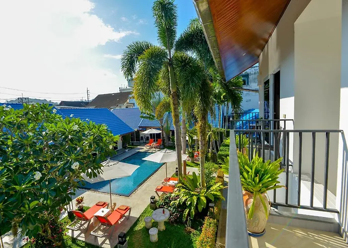 Phuket Airport Hotel Nai Yang Beach