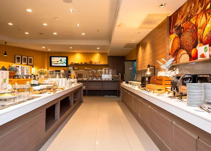 Centara Life Cha-Am Beach Resort Hua Hin