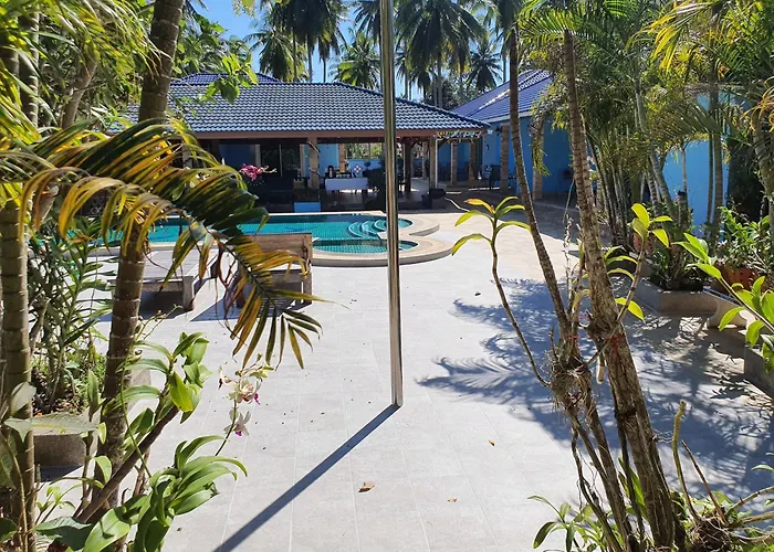 Blue Beach Bungalow