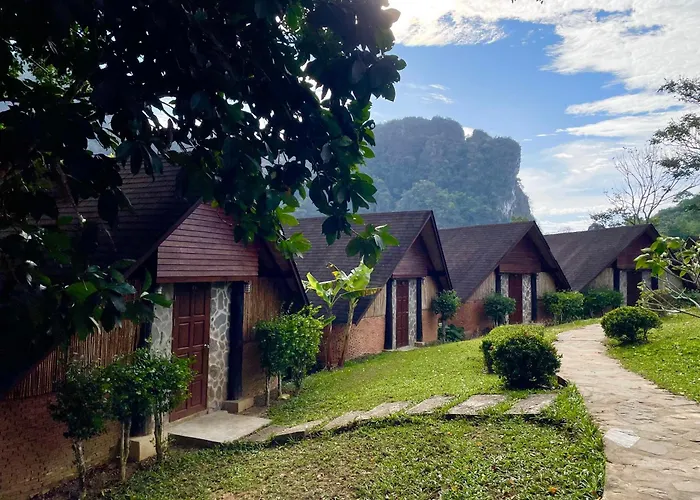 Cliff And River Jungle Resort ภูผาและลำธารรีสอร์ท