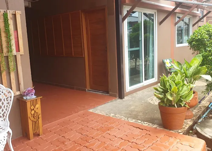 Little Guest House