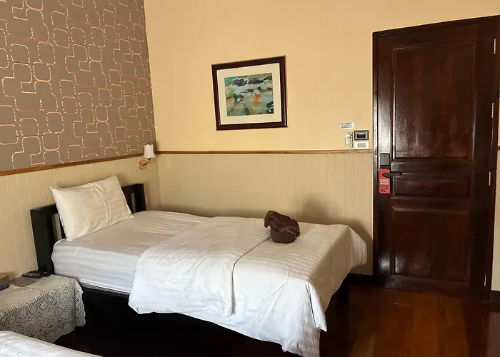 Noom Guesthouse Lop Buri