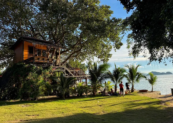 Ocean Vibes Resort Thongsala