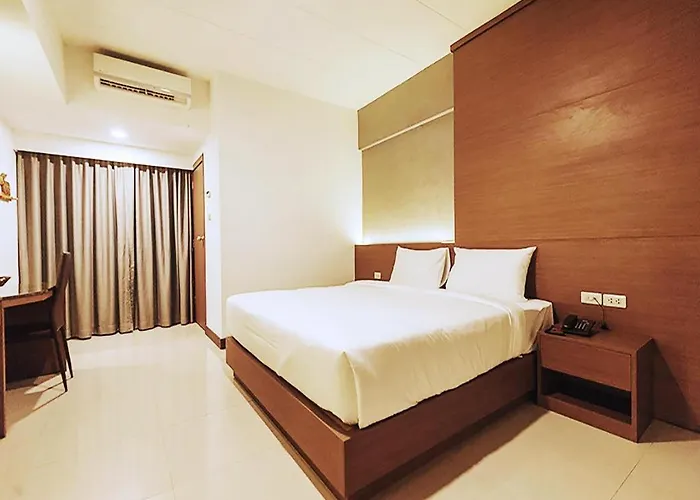 B2 Chang Phueak Gate Premier Hotel