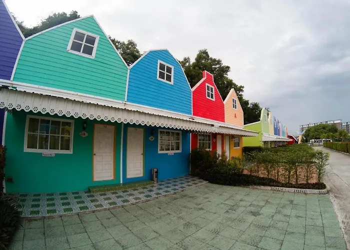 Holland Resort Phuket