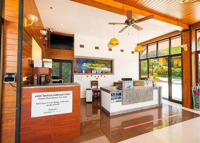 Phi Phi Long Beach Resort & Villa