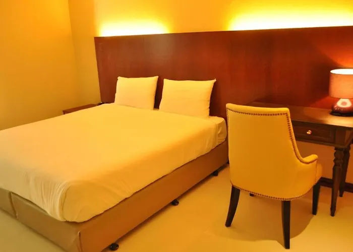 Aramis Hotel Nakhon Sawan