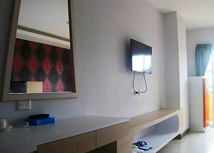 Orange Grand Hotel Ban Khlong Phruan