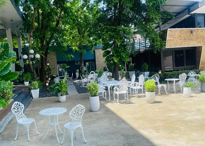 Pongsakorn Boutique