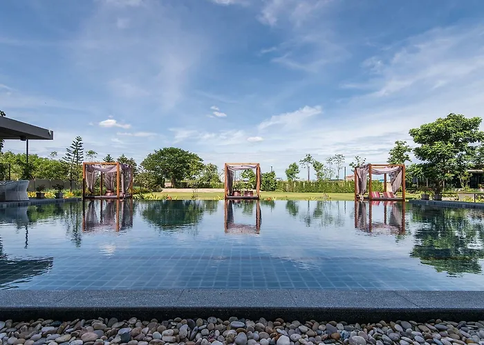 Navela Hotel & Convention Ratchaburi