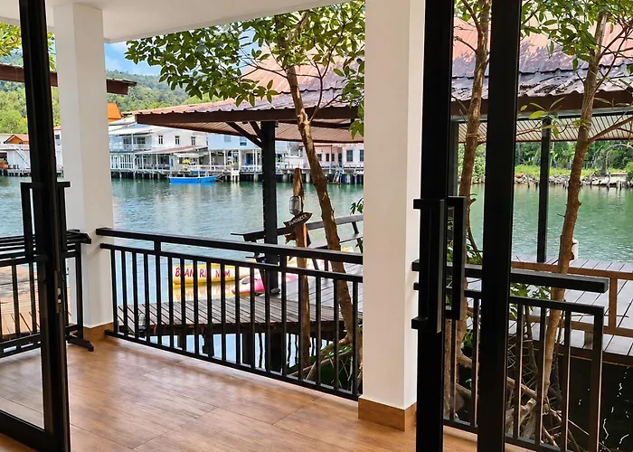 Baan Rim Nam