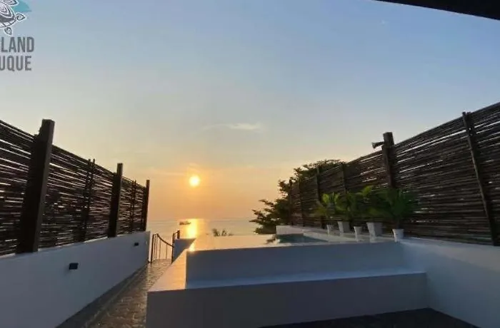 Tao Island Boutique
