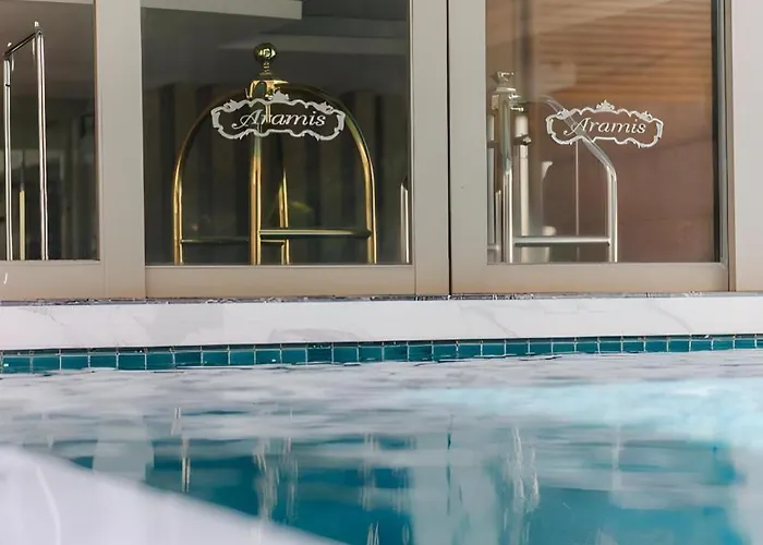 Aramis Hotel Nakhon Sawan