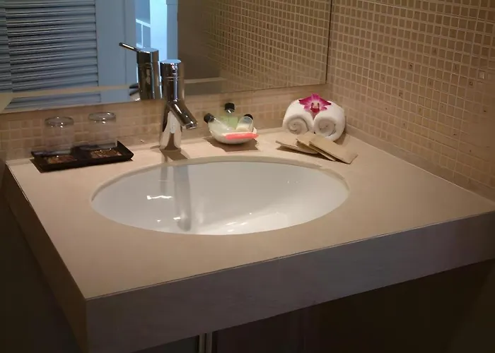 Hua Hin Avenue Hotel
