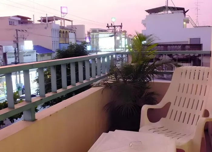 Hua Hin Avenue Hotel