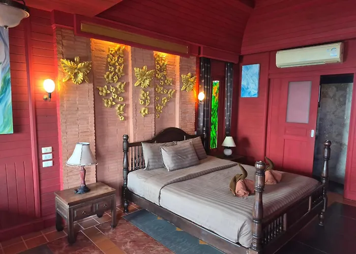 Sea Breeze Resort - Sha Plus