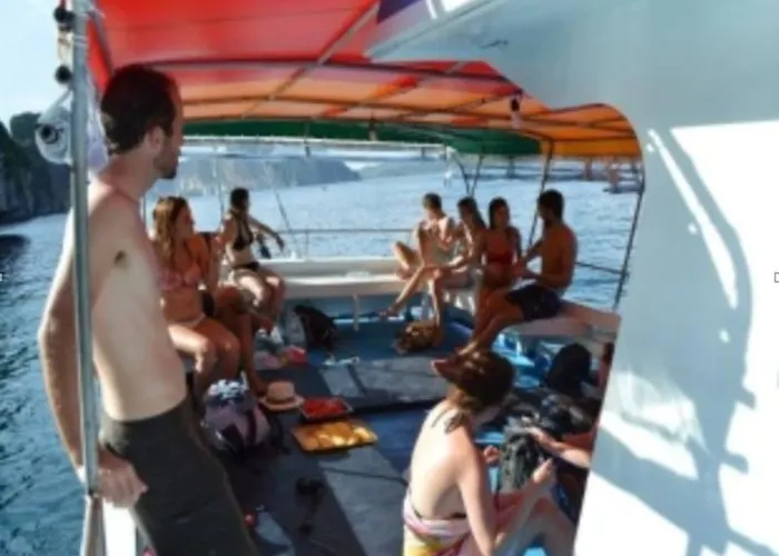 Maya Bay Sleepaboard Resort Phi Phi Don